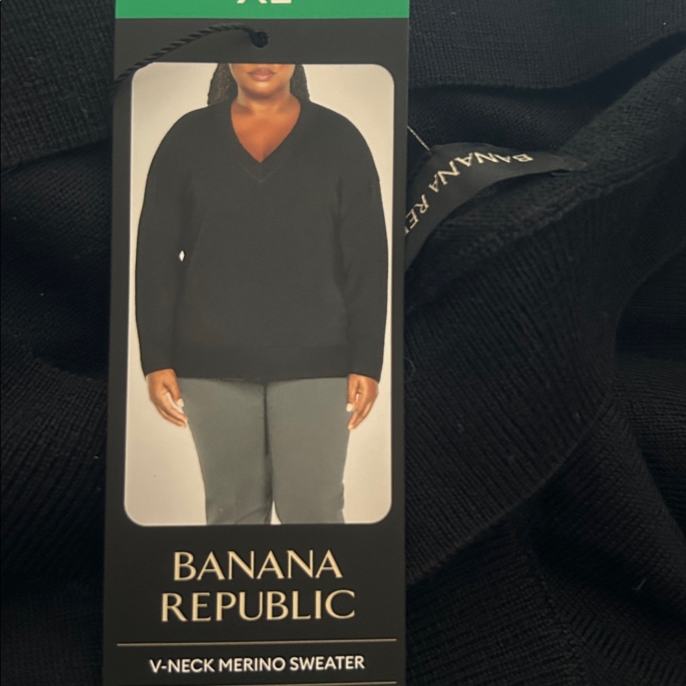 Banana Republic Merino Wool V-Neck Sweater, Black size XXL NWT